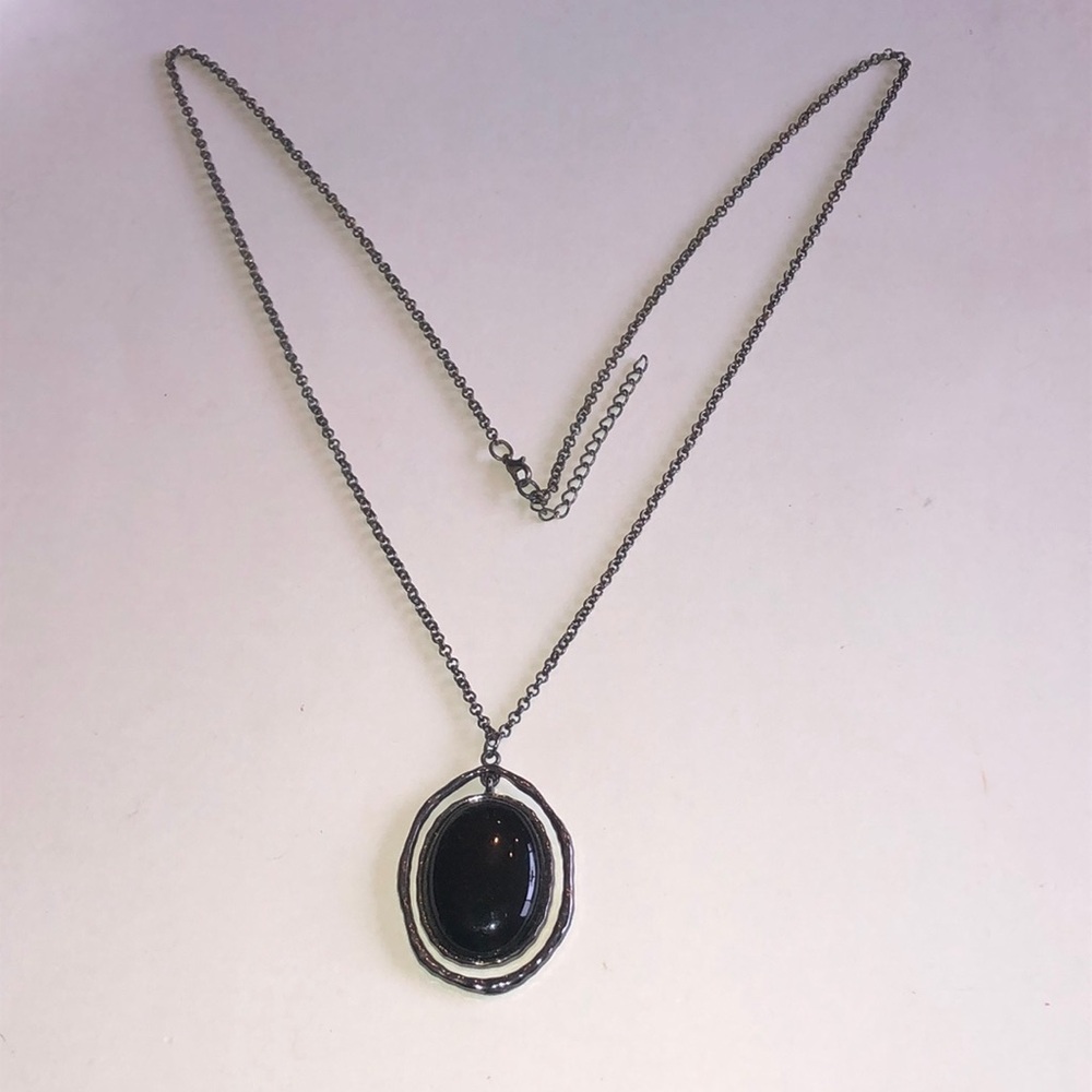 Dark Metal Gunmetal Black Oval Pendant Necklace - Picture 2 of 4